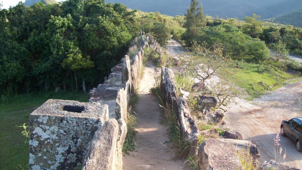 Bicame de pedra, Catas Altas