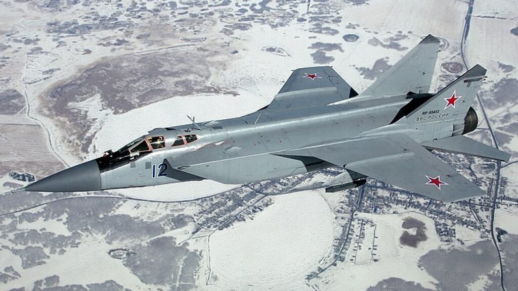 Mikoyan MiG-31 Foxhound