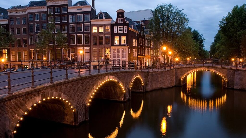 Ponte de Amsterdã na Holanda