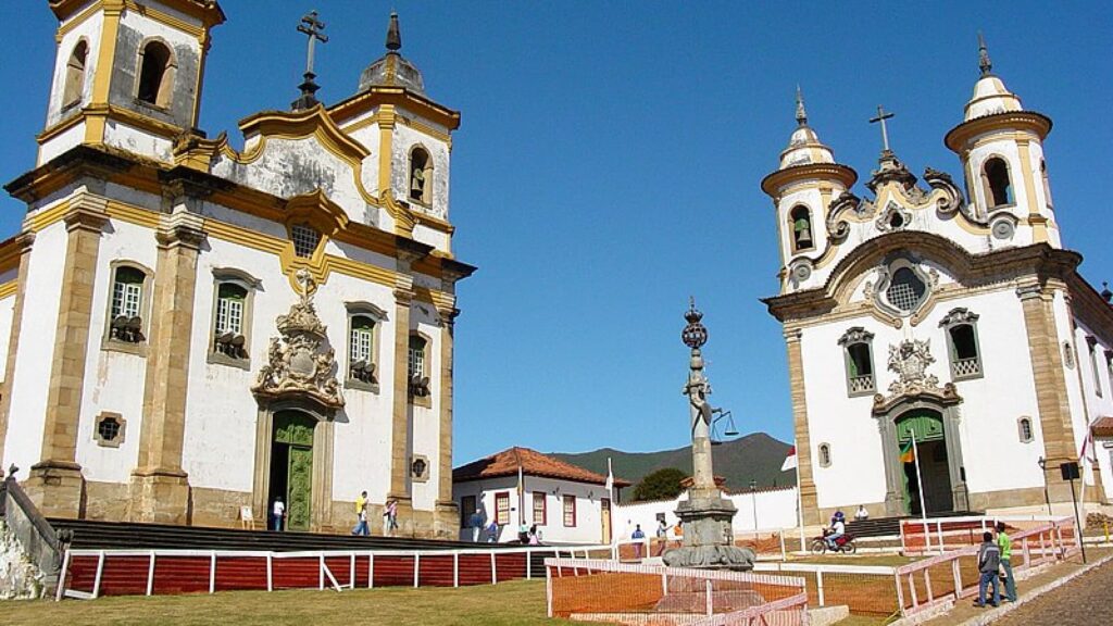 Praça Minas Gerais em Mariana